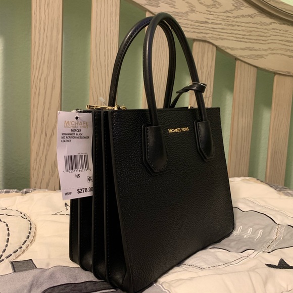 Michael Kors purse - Picture 5 of 6